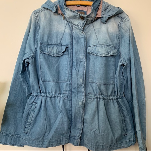 The Gap Chambray Military Jacket - Picture 4 of 6